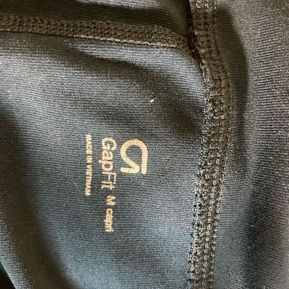 GapFit Dark Teal Capri Leggings, medium, excellent condition - Picture 2 of 2